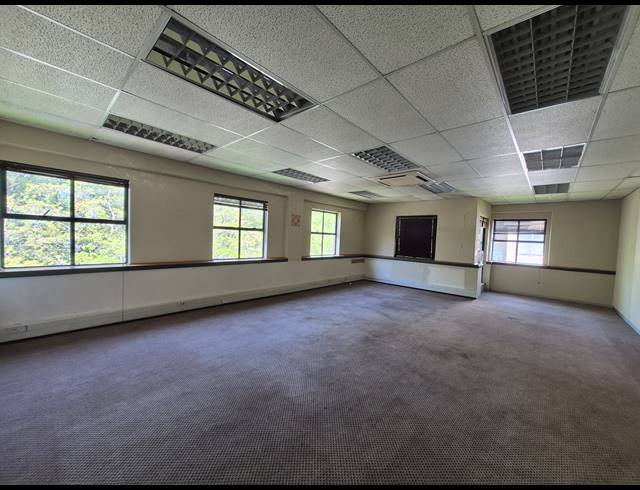 974M² OFFICE TO LET IN SANDTON CENTRAL